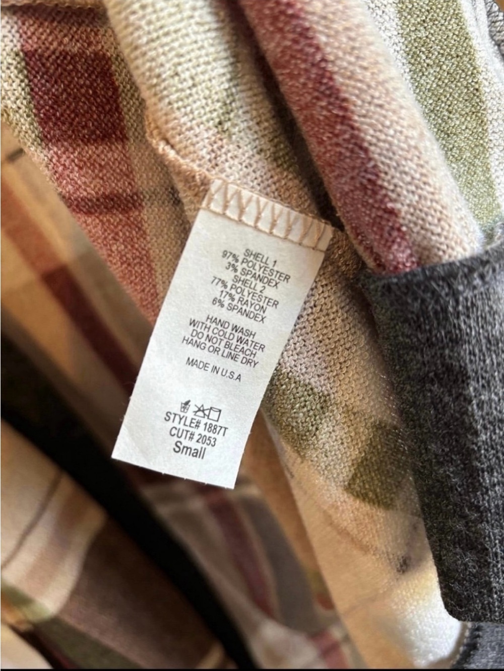 Plaid Cardigan - Picture 4 of 5